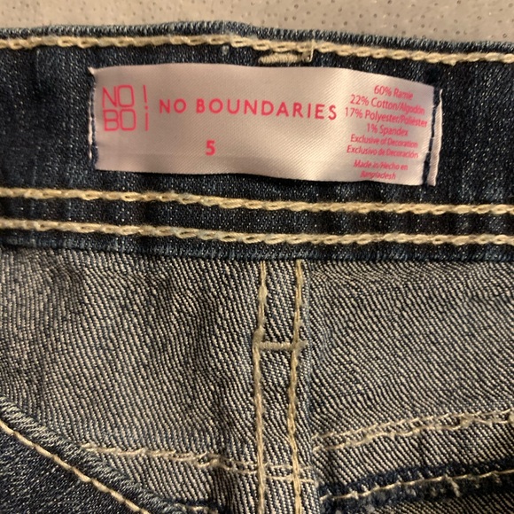 Jean Shorts for Juniors S: 5 - Picture 3 of 4